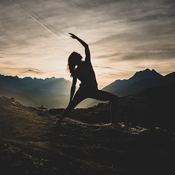 Johanna Tschol Kurse Yoga, Pilateskurse, geführte Bergwanderungen